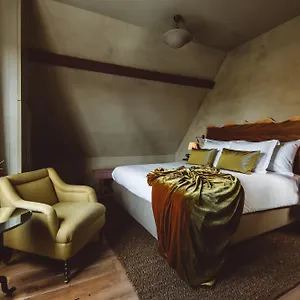 De Durgerdam, Hotel